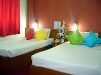 Bunk Sukhumvit 11 Business Inn Bangkok Exterior foto
