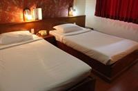 Bunk Sukhumvit 11 Business Inn Bangkok Exterior foto